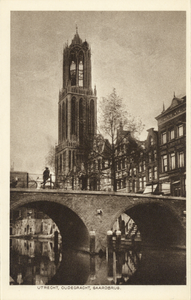 1638 Gezicht op de Oudegracht Tolsteegzijde te Utrecht met op de voorgrond de Gaardbrug; op de achtergrond de Domtoren.